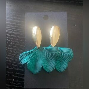 New Earrings different colors